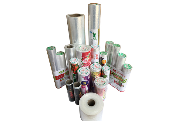 PVC保鮮膜不宜直接包裝肉類等油脂類食品不宜微波加熱不宜在高溫下使用